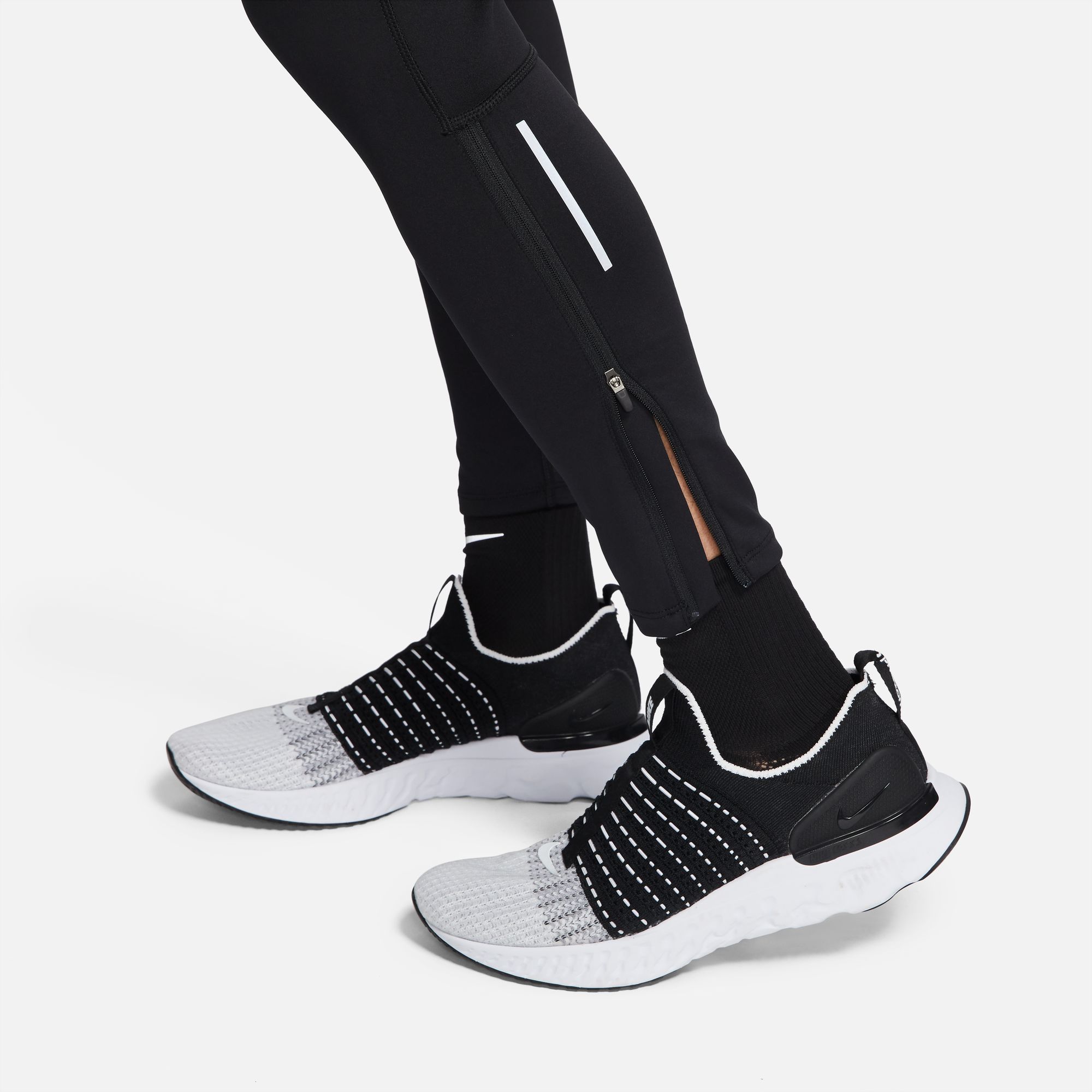 Nike Dri-FIT Challenger, Negro, hi-res